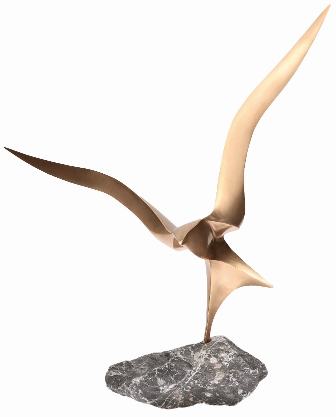Remo Leghissa, Figur Landung aus Bronze, 52 x 43cm (Schwalbe, Vogel, Landung, leichtigkeit, Balance, Figur, Skulptur, Bronze, reduziert, Eleganz, Stein, Plinte, Büro, Business, Wohnzimmer,)