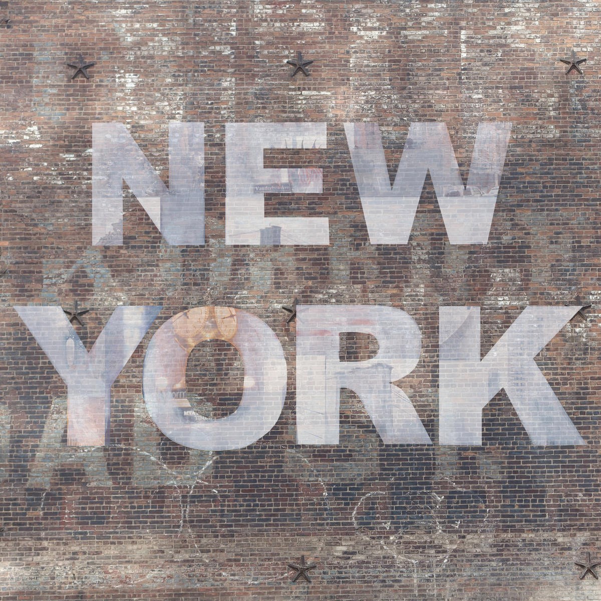 Renate Holzner, New York Collage 1 (New York, Typografie, Mauer, Ziegelmauer, Grafities, Fotokunst, Wunschgröße, Wohnzimmer, Treppenhaus, modern, Grafik, bunt)