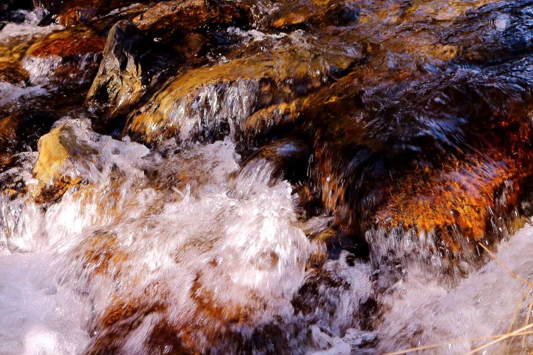 Conny Krakowski, Wasserfall (bach, fluss, Flusslauf, Flussbett, Wasserfall, strömung, Strom, sanft,, Landschaft, Urgewalten, Fotografie)