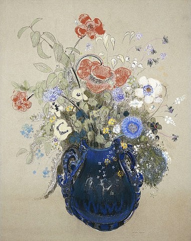 Odilon Redon, Blumenstrauss in blauem Krug. Um 1905-08 (Postimpressionismus, Stillleben, Blumenvase, Blüten, Blumen, Sommerblumen, floral, klassische Moderne, Malerei, Wohnzimmer, Esszimmer, Treppenhaus, Wunschgröße, bunt)
