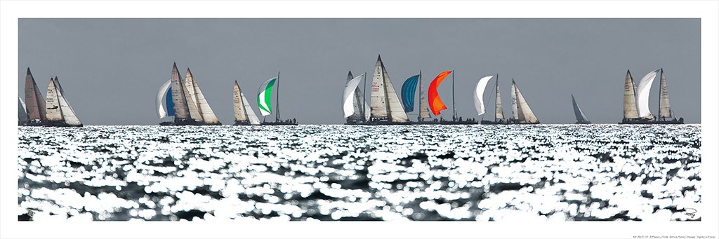 Philip Plisson, Spi Ouest-France (Segelschiffe, Regatta,  Segelsport, Meeresbrise, Meer, maritim, Treppenhaus, Badezimmer, Wohnzimmer, Photokunst, Fotokunst, bunt)