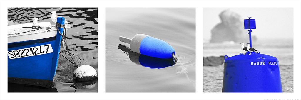 Philip Plisson, Bleu Indigo - Bretagne (Boot, Fallenboje, Boje, Fischfang, Markierung, maritim, Meeresbrise, Colorspot, Triptychon, Trepenhaus, Wohnzimmer, schwarz/weiß/blau)