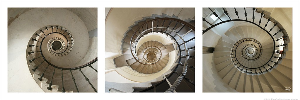 Philip Plisson, Escaliers de phares (Treppenhaus, Treppen, Schnecke, Spirale, Perspektive, Fotokunst, Architektur, Wohnzimmer, Triptychon, bunt)