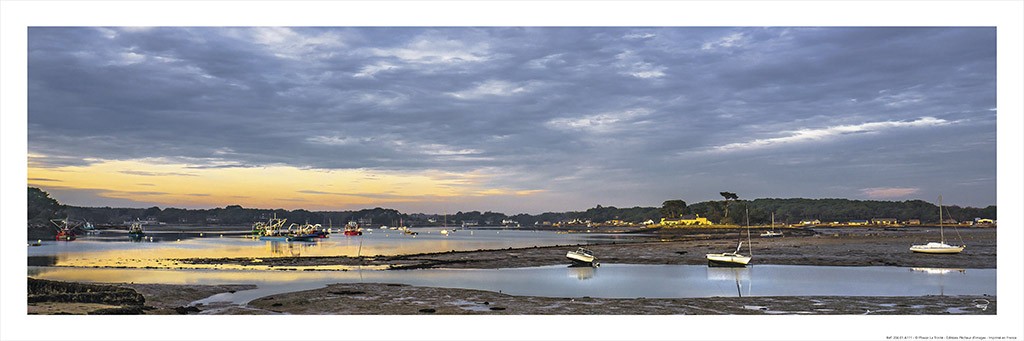 Philip Plisson, La Rivière de Crac'h (Bretagne, Landschaft, Fluss, Sonnenuntergang, Horizont, Treppenhaus,  Wohnzimmer, Frankreich, Fotokunst, bunt)