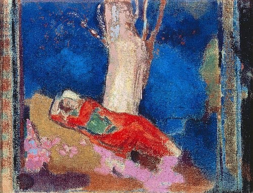 Odilon Redon, Frau, unter einem Baum liegend. (Symbolismus, Figurativ, Frau, liegende Frau, Baum,   Treppenhaus, Wohnzimmer, Wunschgröße, klassische Moderne, Malerei, bunt)