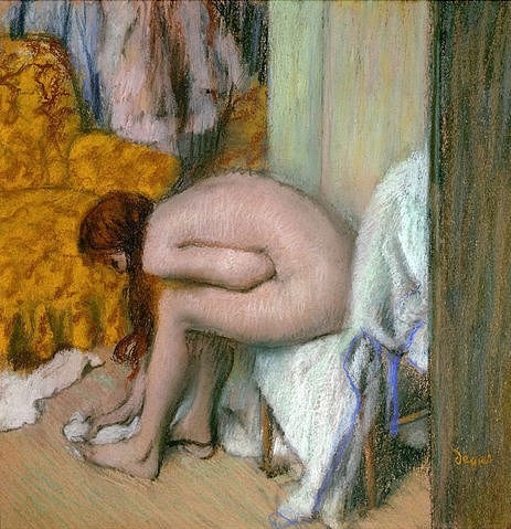 Edgar Degas, Weiblicher Akt, einen Fuss abtrocknend. (Pastell/Karton,Paris,Musée d'Orsay,1834-1917,Degas,Edgar,Edgar Degas, französischer impressionismus,französisch,impressionistisch)