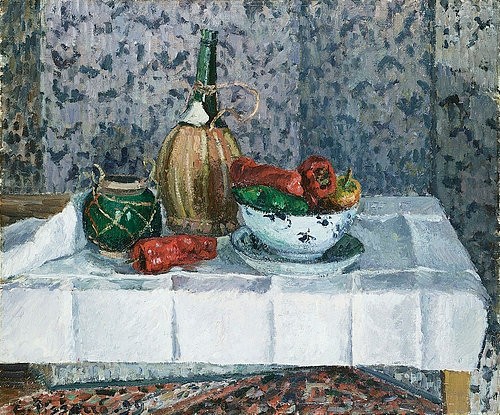 Camille Pissarro, Stillleben mit Paprika. 1899 (Stillleben,19. Jahrhundert,Öl auf Leinwand,Christie's Images Ltd,Pissarro,Camille,1830-1903,Camille Pissarro,Tischdecke,Falten,Flasche,Weinflasche,Paprika,Spitzpaprika,Gemüse,mediteran,Impressionismus,Tisch,Ingwertopf, französischer impressionismus)