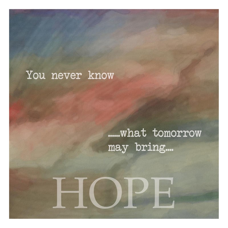Taylor Greene, HOPE AND LAUGH I (Landschaft, abstrahiert, Farbflächen, Typografie, Inspiration, Motivation, Hoffnung, Zukunft, Wunschgröße, Treppenhaus)