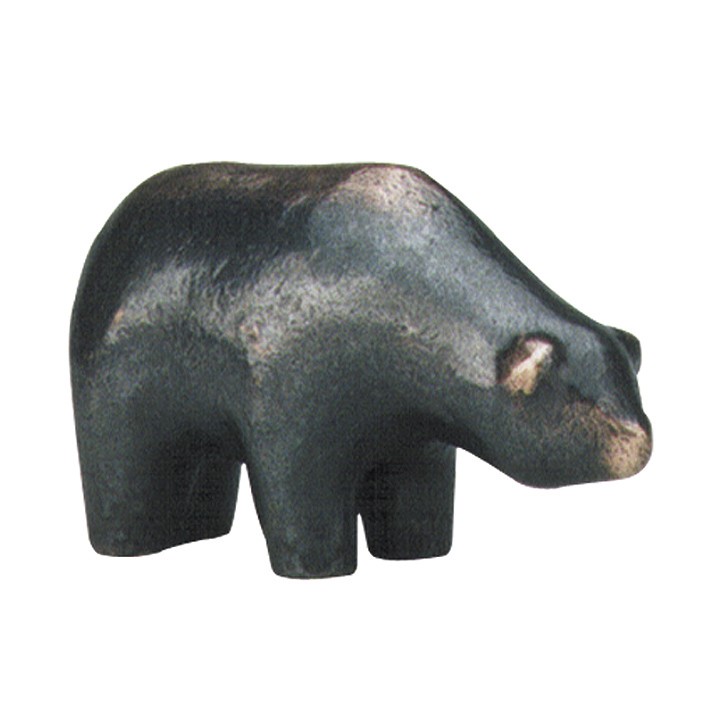 Raimund Schmelter, Bär, 5 x 9cm (Bär, Raubtier, kraftvoll, reduziert, Tiere, Skulptur, Bronze, Metall, Plastik,  Wohnzimmer, Büro, Patina, bronzefarben)