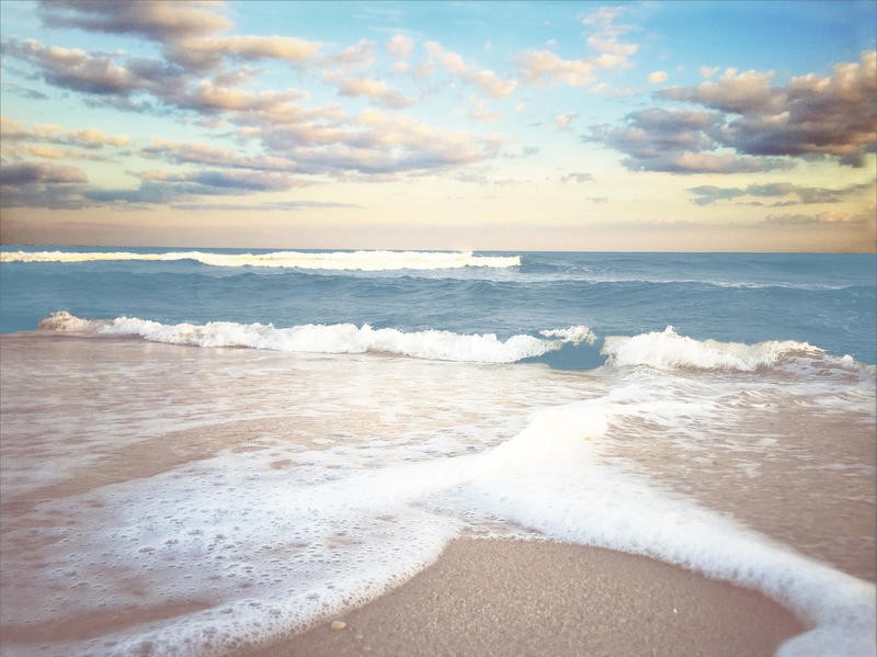 Joseph Rowland, SPLITTING WAVES (Meer, Sand, Strand, Welle, Horizont, Meeresbrise, maritim, Gischt, Fotokunst, Wohnzimmer, Treppenhaus, Wunschgröße, bunt)