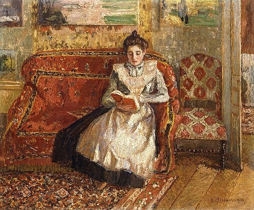 Camille Pissarro, Jeanne beim Lesen. 1899 (Pissarro,Camille,1830-1903,Christie's Images Ltd,Öl auf Leinwand,19. Jahrhundert,Impressionismus,Camille Pissarro,Buch,lesen,Lesende,Frau,Sofa,Jeanne,Stuhl,Muster,Schürze,Hausmädchen,Freizeit,rot,Teppich,Interieur,Couch,Hochsteckfrisur,Hochfrisur, französ)