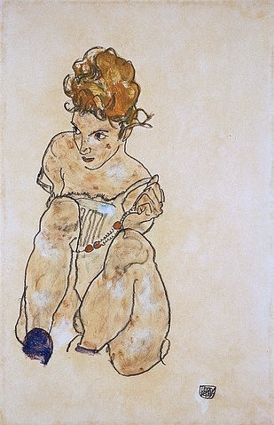 Egon Schiele, Sitzendes Mädchen in Unterkleid. 1917 (Expressionismus, Gouache/Aquarell/Kreide, Expressionismus, Mädchen, junge Frau,sitzen, Sitzende, hocken,Hockende, rothaarig, rote Haare, Kette, Halskette, Schlafzimmer, Wohnzimmer, Wunschgröße, bunt)