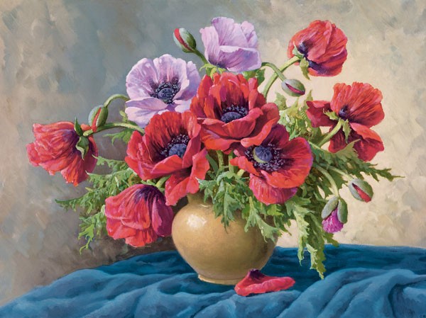 E. Krüger, RED POPPIES ON BLUE CLOTH (Mohnblumen, Klatschmohn, Sommer, Blumenbouquet, Blüten, Blumensvase, üppig, Stillleben, Nostalgie, Malerei, Esszimmer, Wohnzimmer, Wunschgröße, bunt)