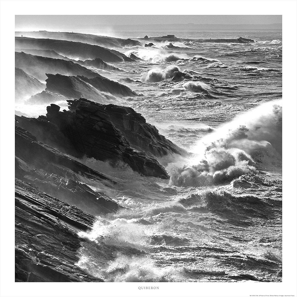 Philip Plisson, La côte sauvage de Quiberon - Bretagne (Meer, Brandung, Felsenküste, Frankreich, Atlantik, maritim, Meeresbrise, Fotokunst, Wohnzimmer, Badezimmer, Treppenhaus,schwarz/weiß)