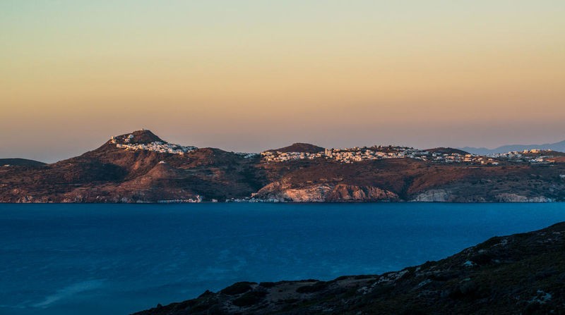 Vladimir Kostka, Milos View (Landschaften, Milos, Griechenland, Insel, Küste, , Meer, Meeresbrise, Fotografie, Wunschgröße, Wohnzimmer, Treppenhaus, bunt)