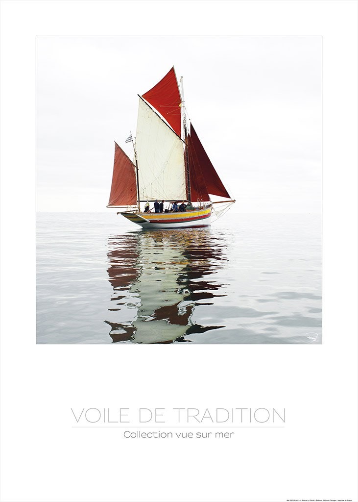 Philip Plisson, Vieux gréements - Bretagne (Segelschiff, Spiegelung, maritim, Wasser, rote Segel, Segelsport, Meeresbrise, Meer, Treppenhaus, Badezimmer, Wohnzimmer, Photokunst, Fotokunst, bunt)