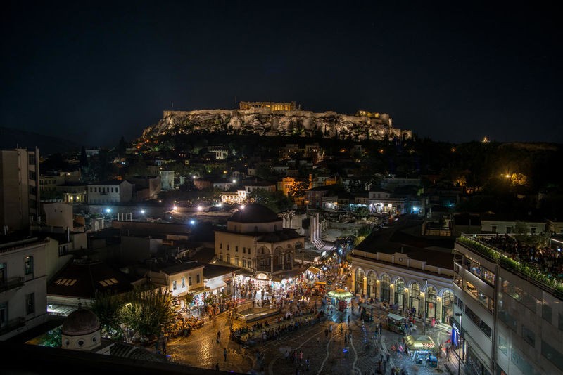 Vladimir Kostka, Acropolis Night 1 (Athen, Acropolis, Tempel, Hügel, Antike, Städte, nachtszene, Beleuchtung, Architektur, Wunschgröße, Fotografie, Wohnzimmer, Treppenhaus, bunt)