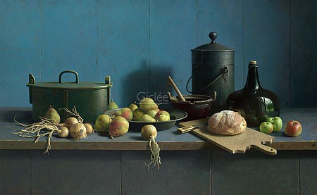 Henk Helmantel, Fruit and bread against blue (Malerei, Stillleben, Tisch, Äpfel, Obst, Kernobst, Brot, Zwiebeln,  Schale, Töpfe, Holtbrett,  Früchte,  Esszimmer, Küche, Wohnzimmer, bunt)