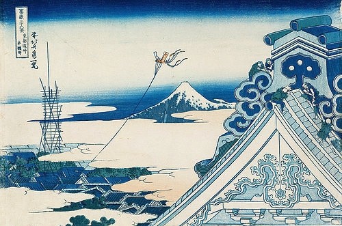 Katsushika Hokusai, Hongan-ji Tempel in Asakusa, aus der Serie '36 Ansichten des Berges Fuji'. (Holzschnitt,18. Jahrhundert,19. Jahrhundert,Christie's Images Ltd,1760-1849,Hokusai,Katsushika,Katsukawa Hokusai,Oban yoko-e,Honganji,Asakusa,Tempel,blau weiß,Berg,Japan,japanisch,Landschaft,monochrom,Fuji,Giebel,dekoriert,Dach,Dächer)