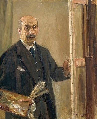 Max Liebermann, Selbstportrait an der Staffelei. 1916. (Liebermann,Max,1847-1935,Öl auf Leinwand,20. Jahrhundert,Impressionismus,deutscher,Kunsthalle Bremen,mann,proträt,selbstporträt,impressionist,maler,künstler,deutsch,malend,pinsel,arbeit,farbpalette,anzug,leinwand,krawatte)