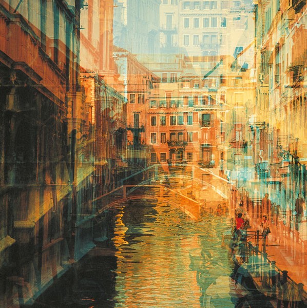 Gerd Weissing, VENICE II (Venedig, Palazzi, Paläste, Wasserstraßen, Brücken, Wohnzimmer, Treppenhaus, Büro, moderne Fotokunst, Wunschgröße, bunt)