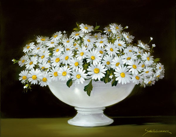 Heinz Schölnhammer, SOMMERGRÜßE IV (Stillleben, Margeriten, Blumen, Blüten, Sommerblumen, Blumenschale, Realismus, Wunschgröße, Esszimmer, Wohnzimmer, Treppenhaus, Malerei, bunt)