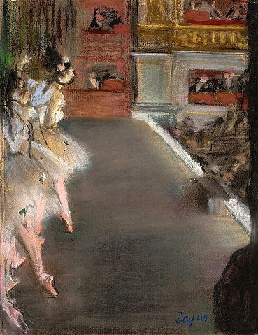 Edgar Degas, Tänzerinnen in der Alten Oper. Um 1877 (Degas,Edgar,1834-1917,Washington,National Gallery,Pastell über Monotypie,19. Jahrhundert,Impressionismus,auf Papier,französischer,Edgar Degas,Opernhaus,Bühne,Ballett Ballerinas Perspektive Tutus Aufführung Tanz Tänzerin Tänzerinnen)
