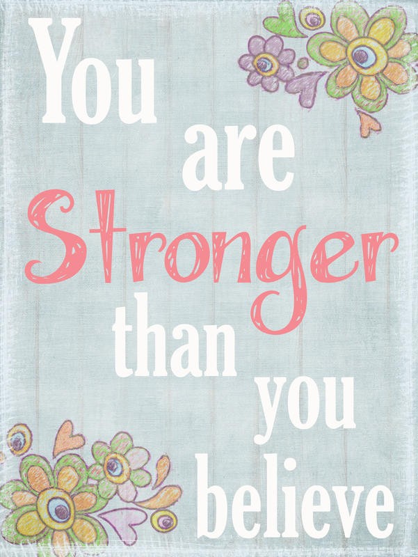 Taylor Greene, YOU ARE STRONGER (Lebensmotto, Inspiration, Motivation, Kraft, Glaube, Überzeugung, Selbsbewusstsein,  Wunschgröße, Typografie, Jugendzimmer, Treppenhaus)