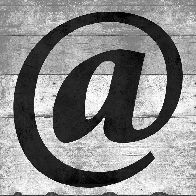 Jace Grey, @SIGN (at-Zeichen, Computerschrift, Holzpanelle, Grafik, Wunschgröße, Grafik, Wohnzimmer, Treppenhaus, Jugendzimmer,schwarz/grau)