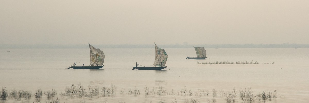 Konfiguration benutzen (Landschaft, See, Segelboote, Dämmerung, Morgendämmerung, Wunschgröße, Fotokunst, Wohnzimmer, Treppenhaus,  schwarz/weiß)