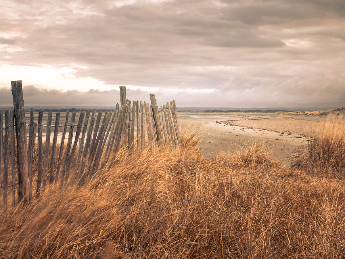 Konfiguration benutzen (Landschaft, Dünen, Dünengras,  Zaun, Meer, Unwetter,  Wunschgröße, Fotokunst, Wohnzimmer, Treppenhaus, bunt)