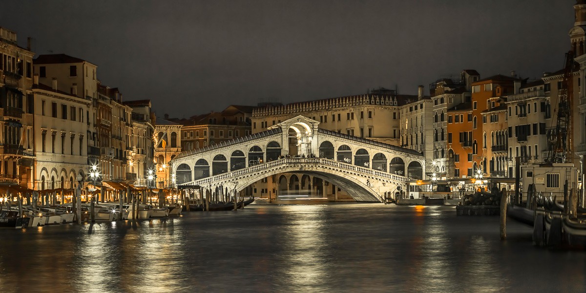 Konfiguration benutzen (Venedig, Städte, Italien, Rialto Brücke, Wahrzeichen, Canal Grande, Nachtszene, Baum, Äste, Vollmond  Photokunst, Wunschgröße, Wohnzimmer,)