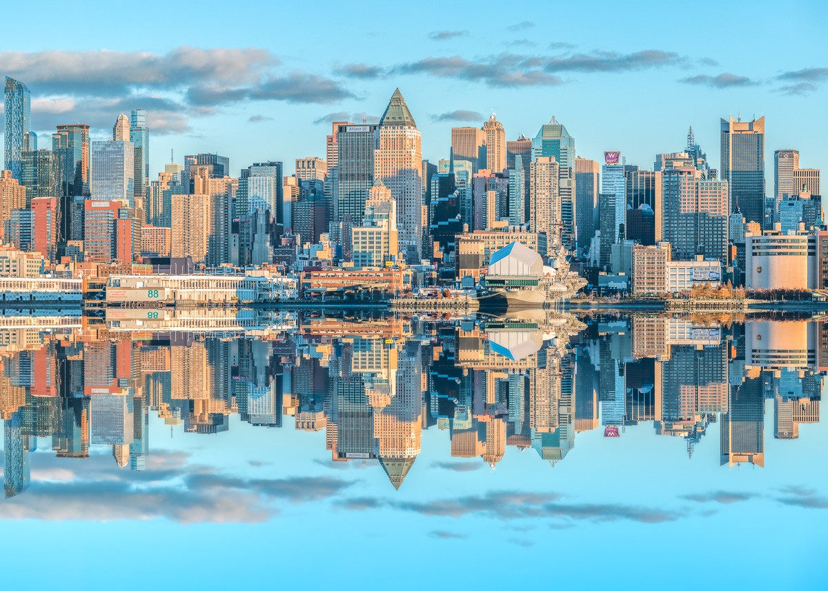 Konfiguration benutzen (Großstädte, Metropole, New York, Skyline, Fluss, Spiegelungen, Wunschgröße, Fotokunst, Wohnzimmer, Treppenhaus, blau/orange)