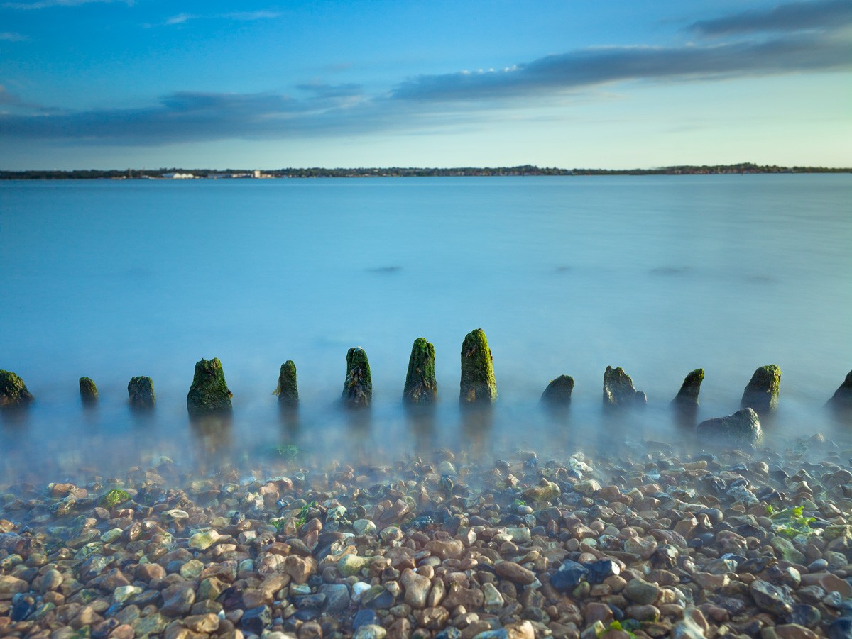 Konfiguration benutzen (Strand, Meer, Kiesel, Buhne, Meeresbrise, Horizont, Wunschgröße, Fotokunst, Wohnzimmer, Badezimmer, Treppenhaus, bunt)