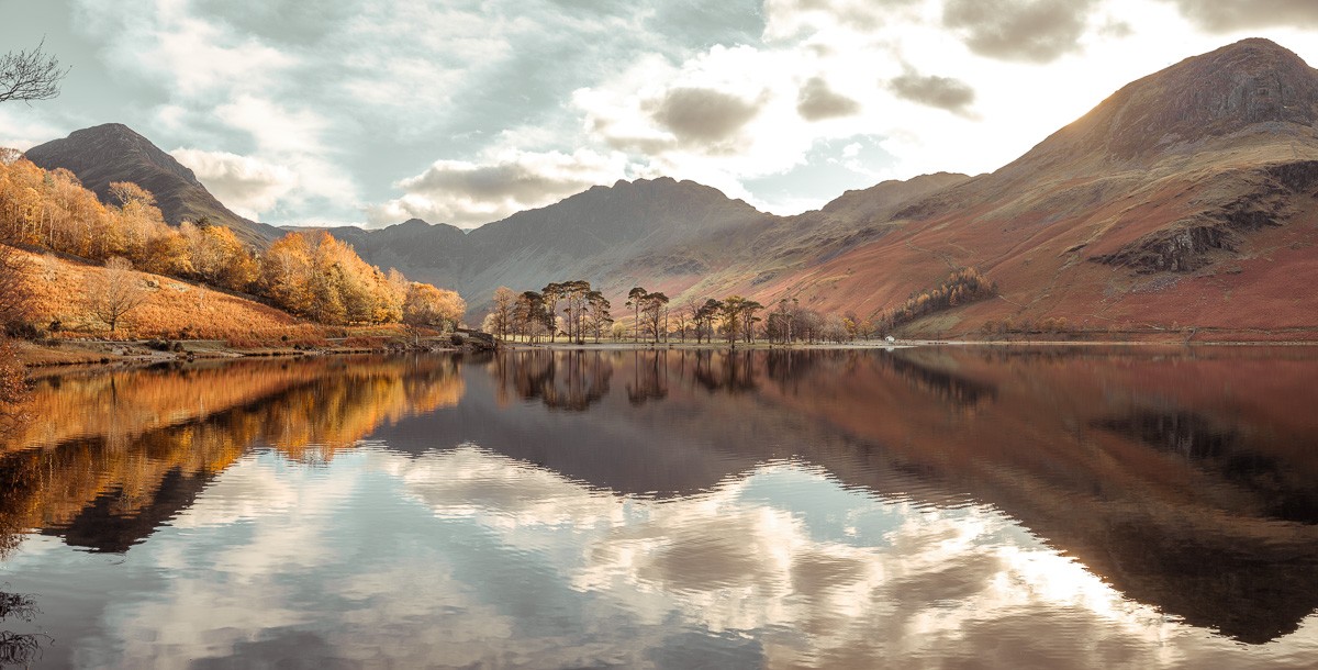 Konfiguration benutzen (Landschaft, See, Berge, Hügel, England, Stille, Spiegelungen, Wolken, Wunschgröße, Fotokunst, Wohnzimmer, Treppenhaus, bunt)