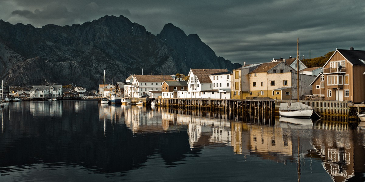 Konfiguration benutzen (Landschaft, Norwegen, Fjord, Inseln, Dorf, Häuser, Berge, Wunschgröße, Fotografie, Wohnzimmer, Treppenhaus)