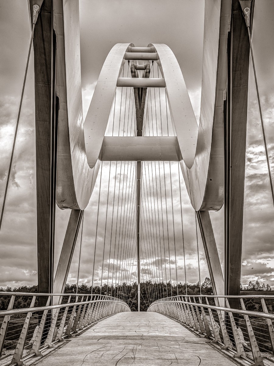 Konfiguration benutzen (Brücke, Konstruktion, Millenium Brücke, Architektur, modern, England, Fotokunst, Wunschgröße,  Wohnzimmer, schwarz/weiß)