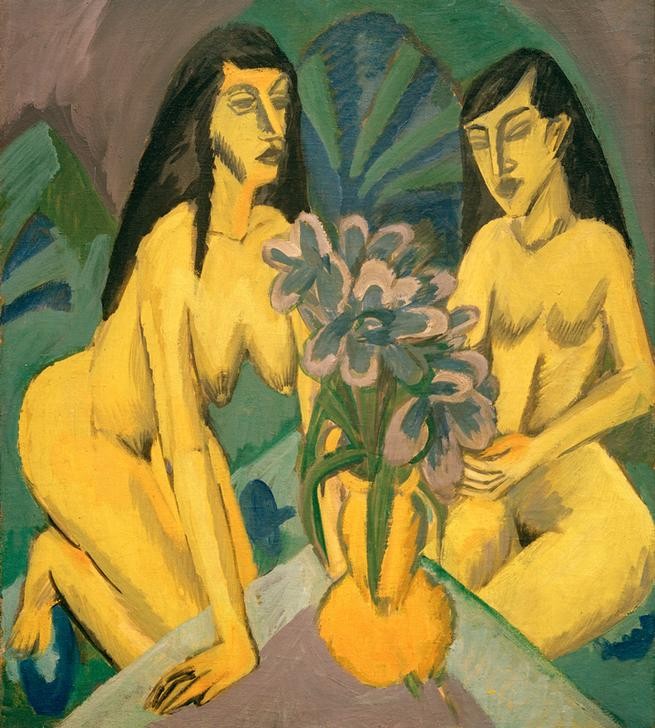 Ernst Ludwig Kirchner, Zwei gelbe Akte mit Blumenstrauß (Deutsche Kunst,Frau,Kunst,Akt,Expressionismus,Blumenstrauss,Vase,Die Brücke,Blume,Sitzen,Junge Frau,Hocken,Doppelportrait,Gelb)