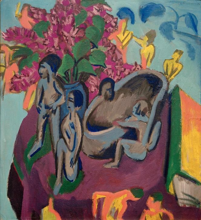 Ernst Ludwig Kirchner, Stilleben mit Plastiken und Blumen (Deutsche Kunst,Kunst,Tisch,Stillleben,Expressionismus,Blumenstrauss,Vase,Die Brücke,Skulptur Im Bild)