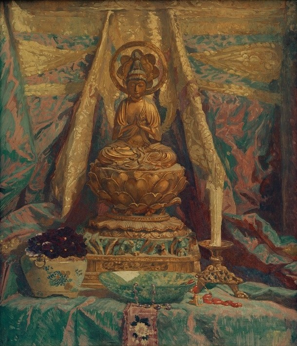 Melchior Lechter, Buddha-Stillleben (Buddhismus,Deutsche Kunst,Jugendstil,Kunst,Religion,Schmuck,Textil,Stillleben,Kerze (Licht),Schale (Gefäss),Götter,Leuchter,Gefäss,Jade,Exotik,Gottheit,Skulptur Im Bild,Kerzenleuchter)