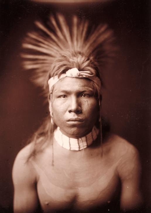 Edward S. Curtis, Unbekannt (FEDER, KOPFSCHMUCK)