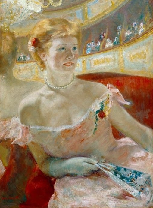 Mary Cassatt, Dame in einer Loge mit einer Perlenkette (Abendgarderobe,Fächer,Frau,Gesellschaftliches Leben,Mensch,Schmuck,Theater,Impressionismus,Dekollete,Frauenkunst,Portrait,Loge (Architektur),Halskette,Perlenkette,Abendkleid,Amerikanische Kunst,Lächeln,Blondine,Us-Amerikanische Kunst,Frauenleben,Junge Fra)