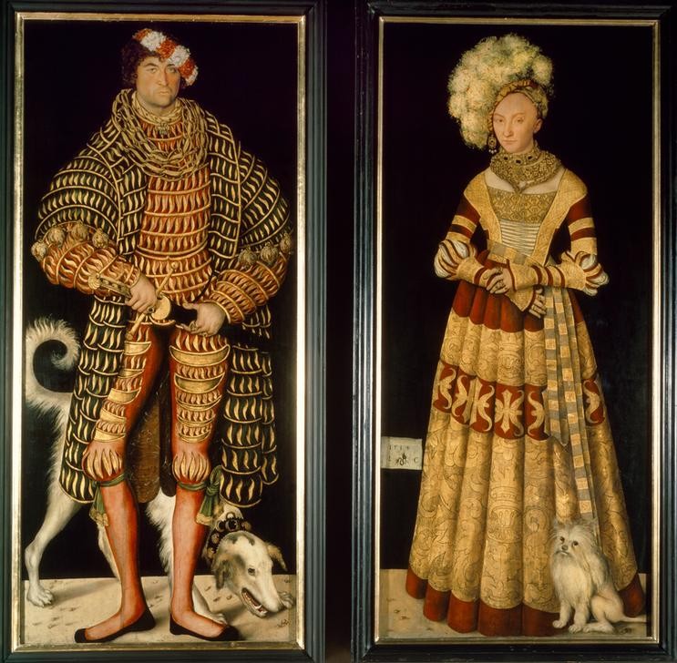 Lucas Cranach der Ältere, Doppelbildnis Herzog Heinrich der Frommen und Katharina von Mecklenburg (Damenmode,Deutsche Kunst,Ehepaar,Frau,Geschichte,Herrenmode,Kette (Schmuck),Kopfbedeckung,Mann,Mode,Schmuck,Schönheit,Hut,Ohrring,Renaissance,Hund,Herzogin,Portrait,Kleid,Paar,Fingerring,Prunkgewand,Hündchen,Person)