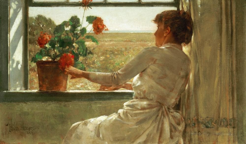 Frederick Childe Hassam, Sommerabend (Fenster,Frau,Jahreszeiten,Freizeit,Sommer,Tageszeiten,Abend,Impressionismus,Wiese,Topfpflanze,Blick Aus Dem Fenster,Amerikanische Kunst,Kleid,Us-Amerikanische Kunst,Sonnenlicht,Frauenleben,Blume,Fensterbank,Fenster (Geöffnet),Blumentopf,Weiss (Farbe),Aus)