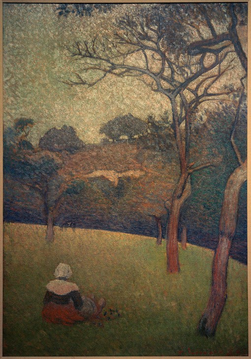 Emile Bernard, Sitzende Bretonin (Landschaft, Bäume, Jahreszeit, Sommer, sitzende, Frau, Bretonin, Rast, Pause, Ruhe, Pointilismus, Klassische Klassische Moderne,  Wohnzimmer, Wunschgröße, bunt)