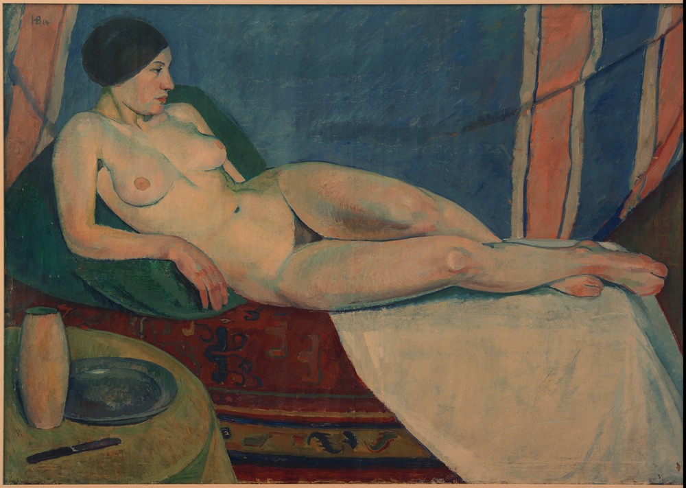 Hans Barthelmess, Große Liegende (Bett,Deutsche Kunst,Frau,Kunst,Mensch,Möbel,Akt,Tisch,Portrait,Messer,Vase,Teller,Nacktheit,Deutscher Künstlerbund,Profil,Junge Frau,Zinnteller,Liegen,Ganzfigurig,Braune Haare,Beistelltisch)