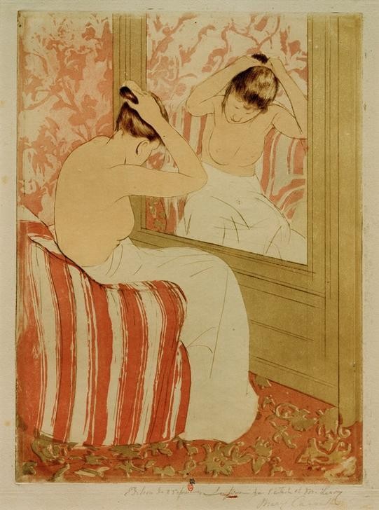 Mary Cassatt, The Coiffure (Körperpflege,Bad,Frau,Haarpflege,Handschrift,Kunst,Mensch,Morgentoilette,Spiegel,Wohnung,Tageszeiten,Morgen,Impressionismus,Akt,Frauenkunst,Amerikanische Kunst,Spiegelbild,Nacktheit,Halbakt,Us-Amerikanische Kunst,Frauenleben,Sitzen,Wandspiegel,Frisieren,I)