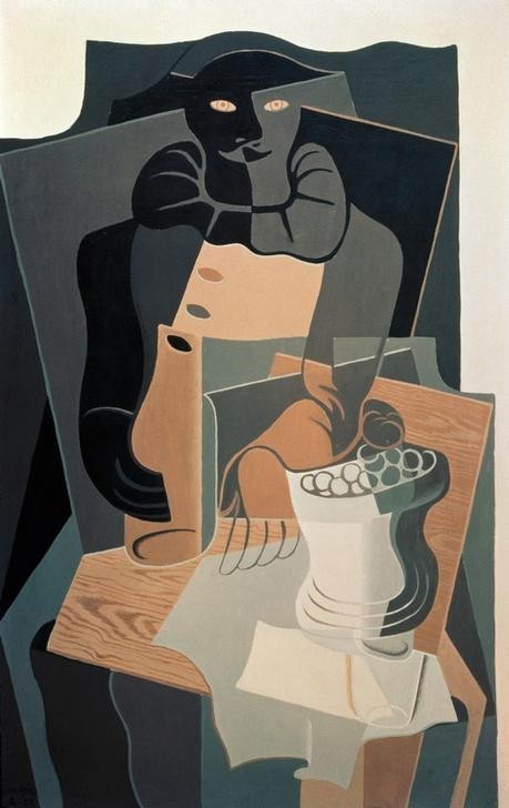 Juan Gris, L’Arlequin à table (Commedia Dell'arte,Essen Und Trinken,Früchte,Kunst,Mann,Mensch,Obst,Tafelsitten,Theater,Nahrungsmittel,Kubismus,Tisch,Portrait,Spanische Kunst,Harlekin,Pierrot,Obstschale,Gefäss,Schüssel,Sitzen,Braun,Blick Aus Dem Bild,Kniestück,Farbe)