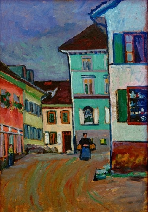 Wassily Kandinsky, Murnau – Johannisstraße (Architektur,Deutsche Kunst,Dorfstrasse,Dorf,Frau,Haus,Kunst,Strassenszene,Wohnhaus (Allgemein),Kleinstadt,Expressionismus,Der Blaue Reiter,Vedute,Russische Kunst,Architekturdarstellung,Jahrhundertwende,Neue Kuenstlervereinigung Muenchen,Fussgängerin,Dorfl)