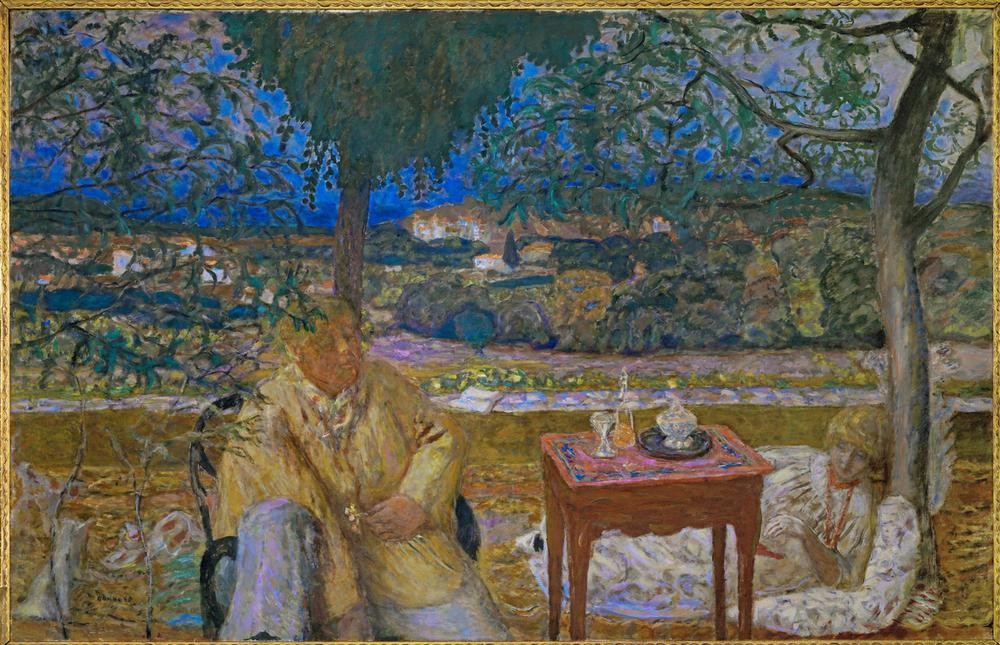 Pierre Bonnard, Conversation provencale (Ausflug,Frau,Landschaft,Mann,Möbel,Park,Freizeit,Urlaub,Impressionismus,Tisch,Sommerurlaub,Siesta,Diskussion,Französische Kunst,Paar,Harmonie,Schweigen,Müssiggang,Menschen Im Garten,Ausruhen,Nabis,Entspannung,Unterhaltung (Gespräch),Garten)